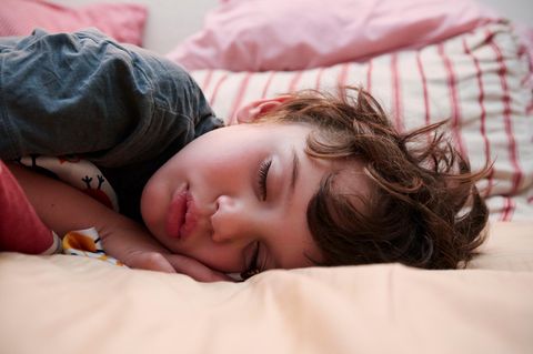"Sie weinte im Schlaf": Melatonin-Gummibärchen für Kinder haben verheerende Folgen