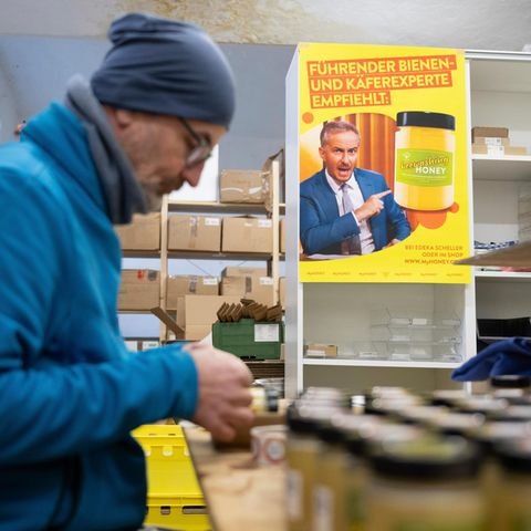 Plakat des "Beewashing Honigs"