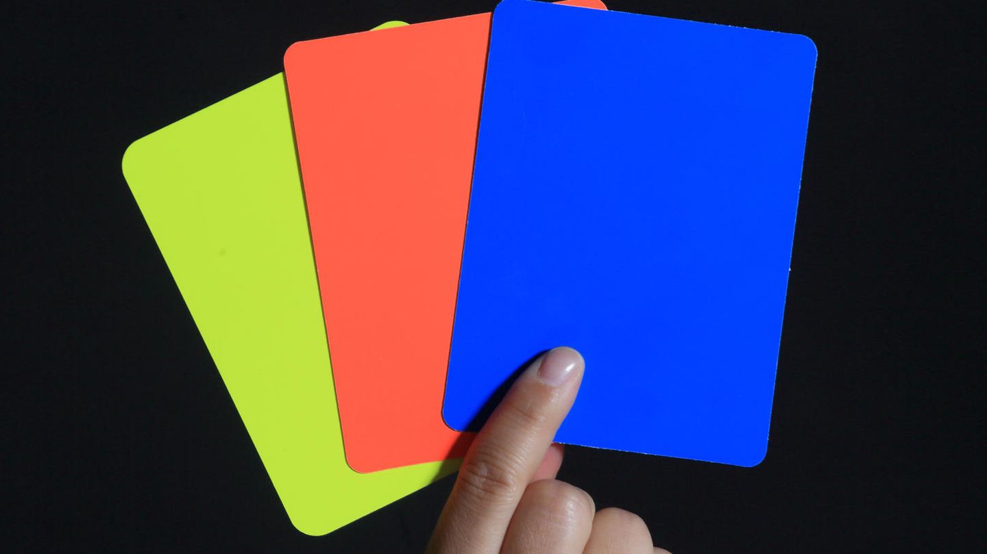 Ifab: Rules watchdogs apparently approve the introduction of a blue card