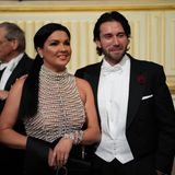 Opernsängerin Anna Netrebko mit Begleitung