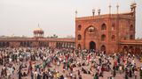  Blick in den Innenhof von "Jama Masjid" in der Hauptstadt Delhi, der größten Moschee des Landes. Ein Foto aus dem November 2022
