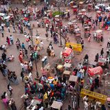 Das Einkaufsviertel "Chandni Chowk" liegt im Herzen der Altstadt von Delhi. Das Foto ist aus dem November 2022