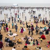 Der "Juhu"-Strand ist einer der beliebtesten in Mumbai. Ein Bild aus dem September 2023.