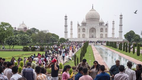 Mausoleum und Liebeserklärung aus Stein: das "Taj Mahal" in Agra auf einem Foto vom Juni 2023