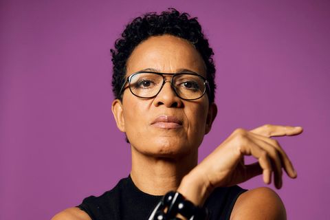 Moderatorin: Mo Asumang: "Ab einem gewissen Alter finde ich es cooler, es nicht zu erwähnen"