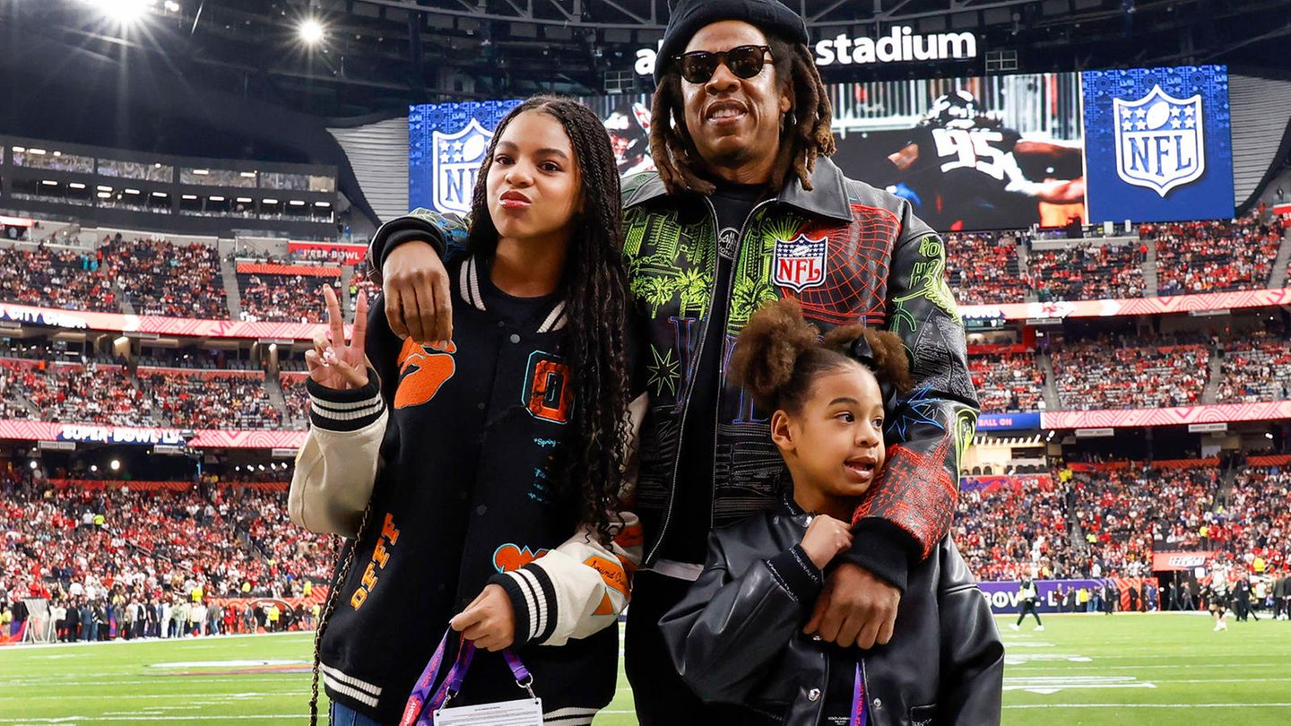 Super Bowl Jay Z