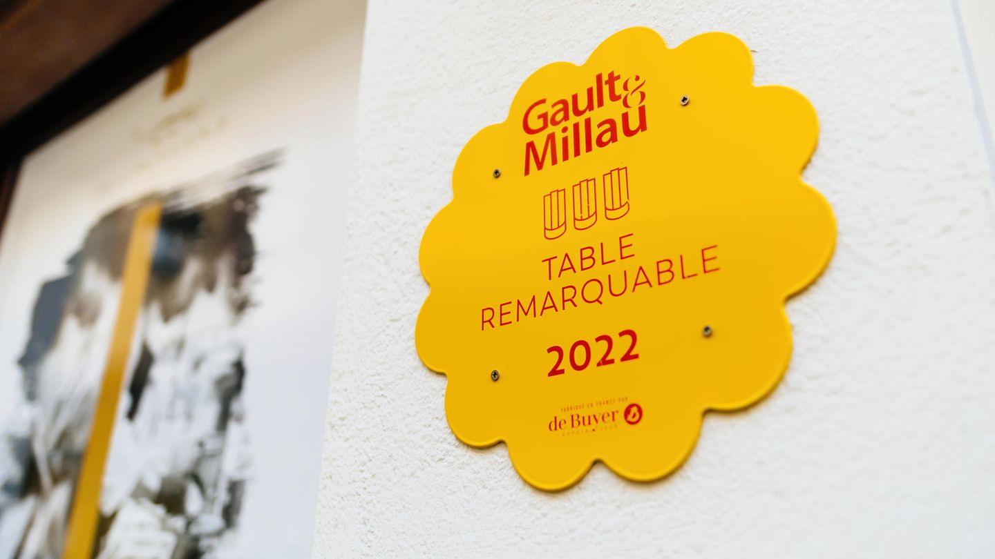 Plakette des Gault-Millau