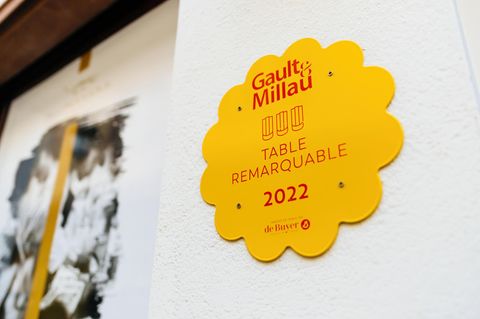 Plakette des Gault-Millau