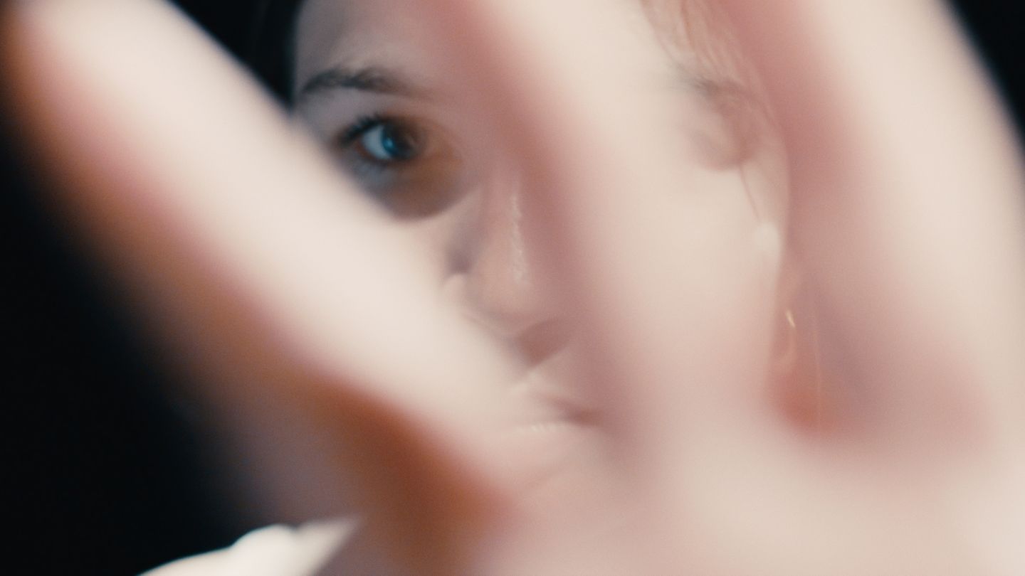 Machtmissbrauch in der Filmbranche: "Gute Kunst muss ohne Leid entstehen": Ein Gespräch über Missbrauch in der Filmbranche