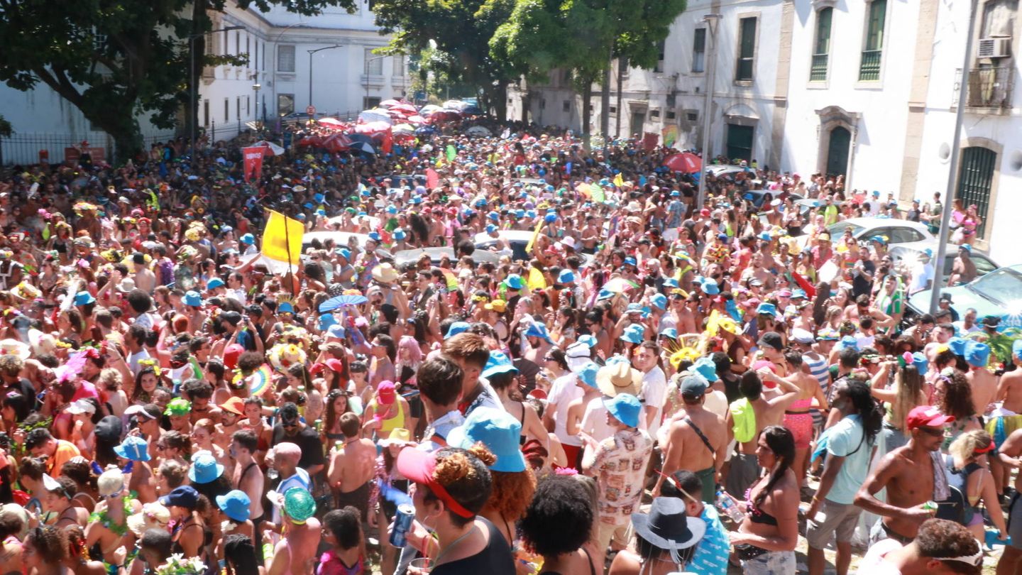 Der Karneval von Rio ist die größte Party der Welt, die Stadtverwaltung rechnet mit etwa sieben Millionen Menschen
