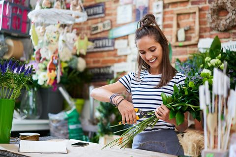 Am Muttertag und Valentinstag stehen Blumen hoch im Kurs, Floristinnen und Floristen verdienen aber bescheiden