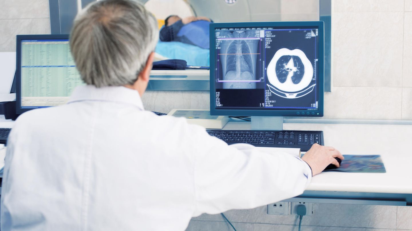 stern Ärzteliste 2024: Das sind ausgezeichnete Ärzte im Bereich Interventionelle Radiologie Das sind ausgezeichnete Ärzte im Bereich Interventionelle Radiologie