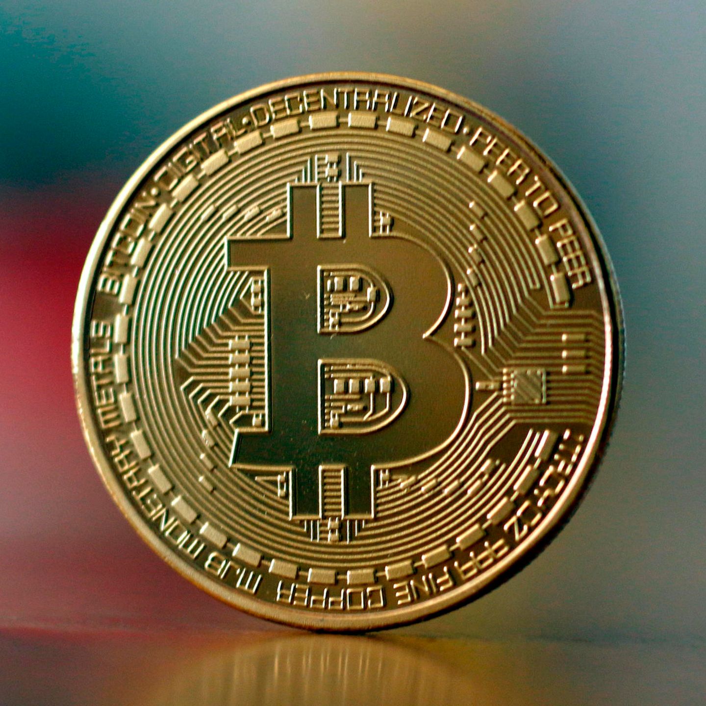 Bitcoin knackt 50.000-Dollar-Marke - erstmals seit Ende 2021 | STERN.de