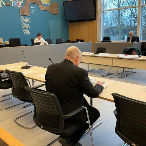 Der Staatsanwalt auf der Anklagebank – fast fünf Jahre nach der mutmaßlichen Tat