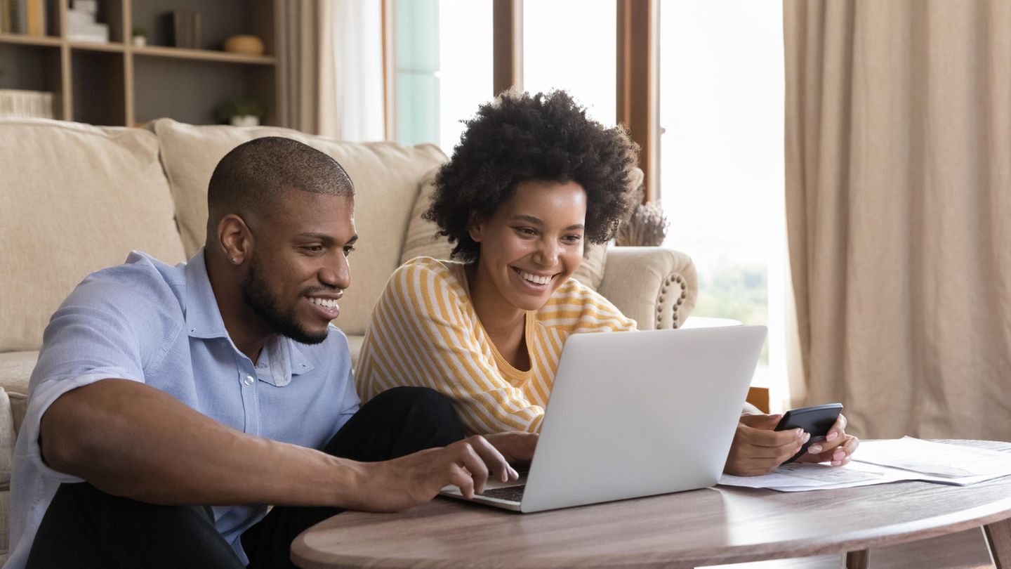 Credit cards with insurance: which one suits whom?