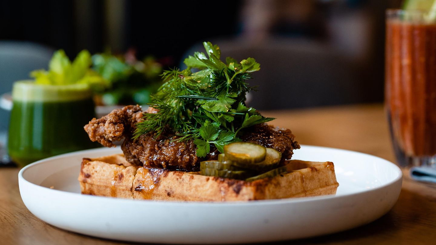 Chicken & Waffles – das It-Gericht in neuen Frühstückslokalen