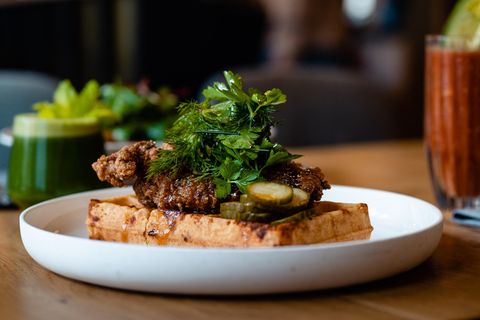 Chicken & Waffles – das It-Gericht in neuen Frühstückslokalen