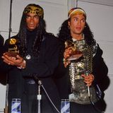 Im November 1990 musste das Duo den Grammy wieder zurückgeben