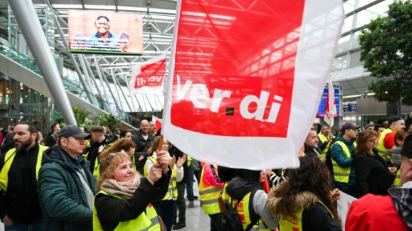Tarifverhandlungen für zehntausende Beschäftigte von Land Hessen gestartet