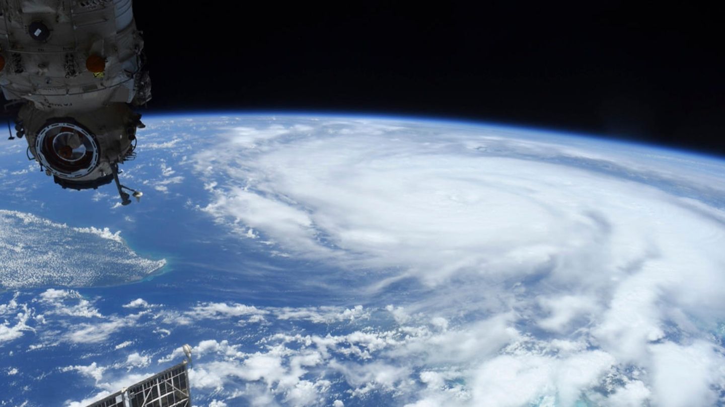 Speculation about Russian space nuclear weapons worries Washington