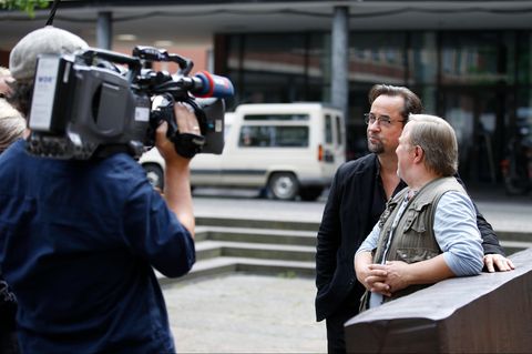 Jan Josef Liefers und Axel Prahl beim 'Tatort - Gott ist auch nur ein Mensch" am Set in Münster.