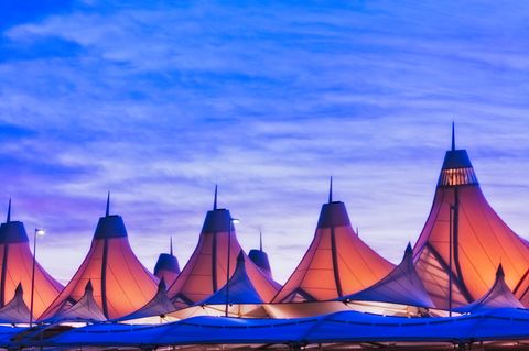 Verschwörungstheorien um den Flughafen Denver