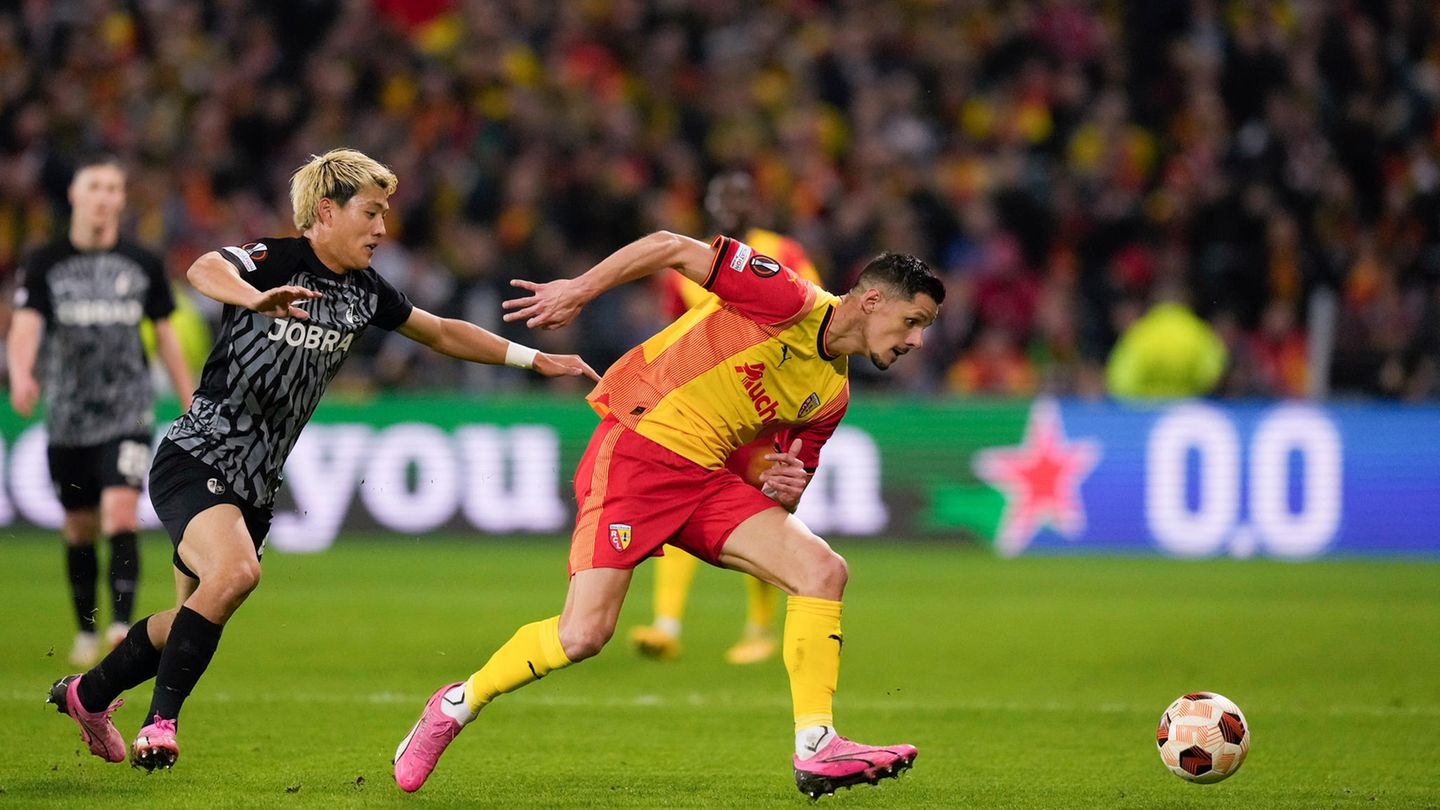 Eintracht Frankfurt und SC Freiburg spielen unentschieden