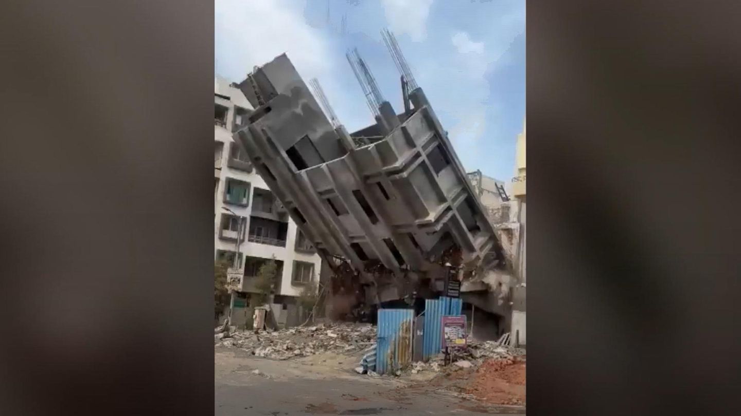 Konstruktionsfehler: Das schiefe Haus von Pune: Dreistöckiger Neubau muss abgerissen werden