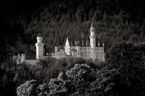 An normalen Tagen ist das Schloss Neuschwanstein und seine Umgebung ein Touristenmagnet. An einem Tag im Sommer 2023 wurde dort eine Frau getötet