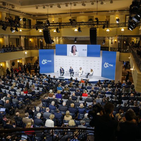 Podiumsdiskussion auf der Münchner Sicherheitskonferenz