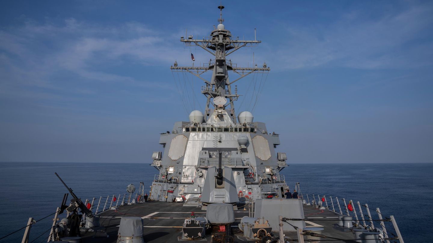 Red Sea: EH ministers agree to launch naval mission Red Sea: EH ministers agree to launch naval mission