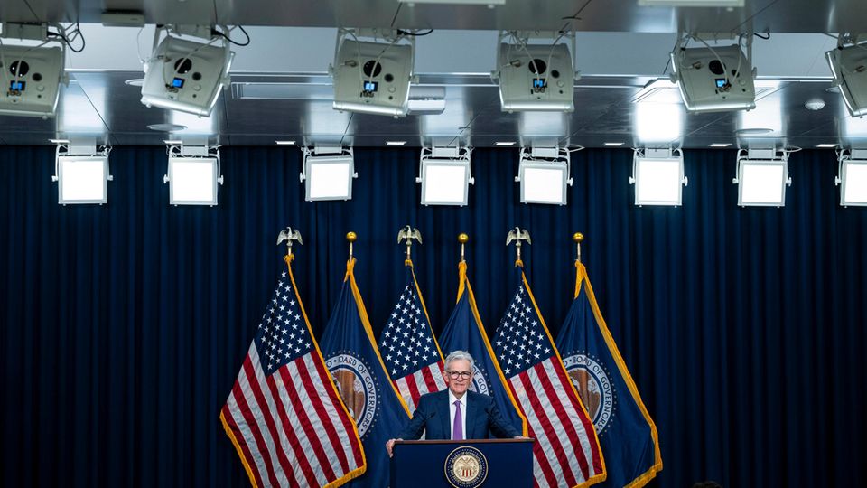 Fed-Präsident Jerome Powell spricht bei einer Pressekonferenz