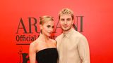 Caro Daur and Jannik Schümann