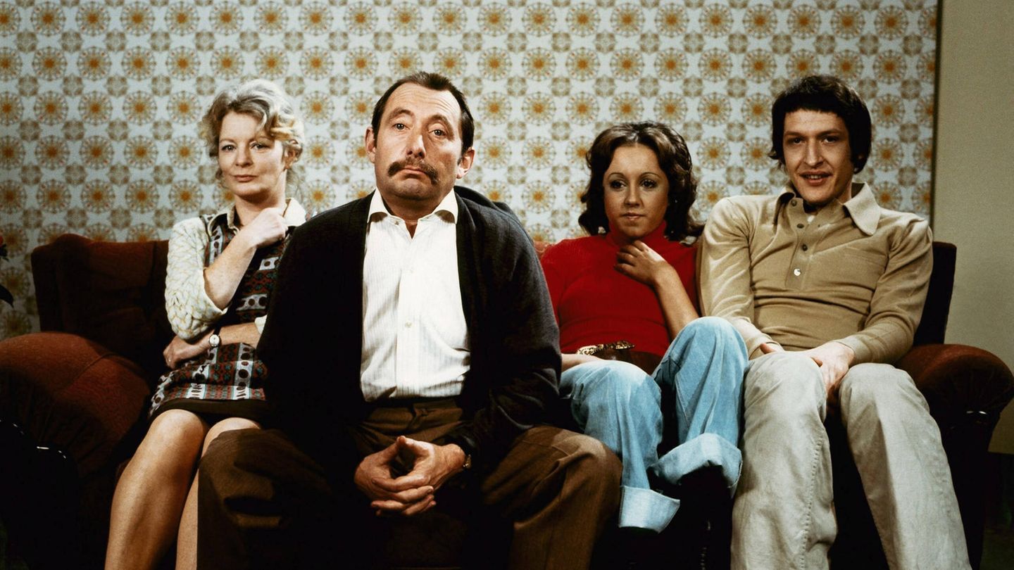 "Ekel" Alfred Tetzlaff mit Frau, Tochter und Schwiegersohn 1974