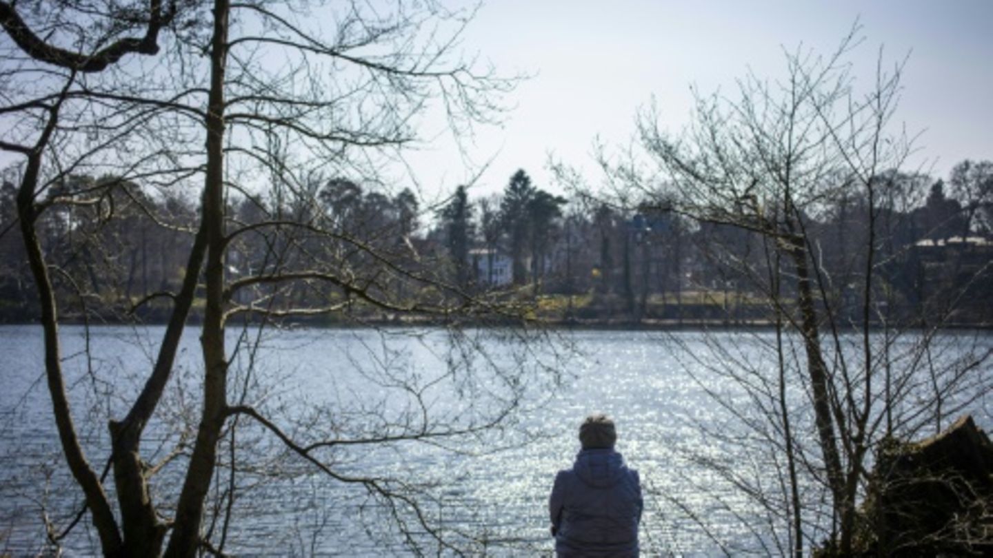 Jugendliche wegen Vergewaltigung von 14-Jähriger an Berliner See verurteilt