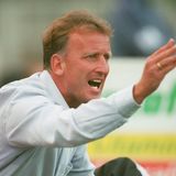 Nach seiner aktiven Karriere übernimmt Brehme 2000 den Trainerjob bei seinem Herzensklub FCK. Nach zwei Jahren wird er entlassen, weil die Mannschaft zwei Mal hintereinander die Qualifikation für den internationalen Wettbewerb verpasst. 