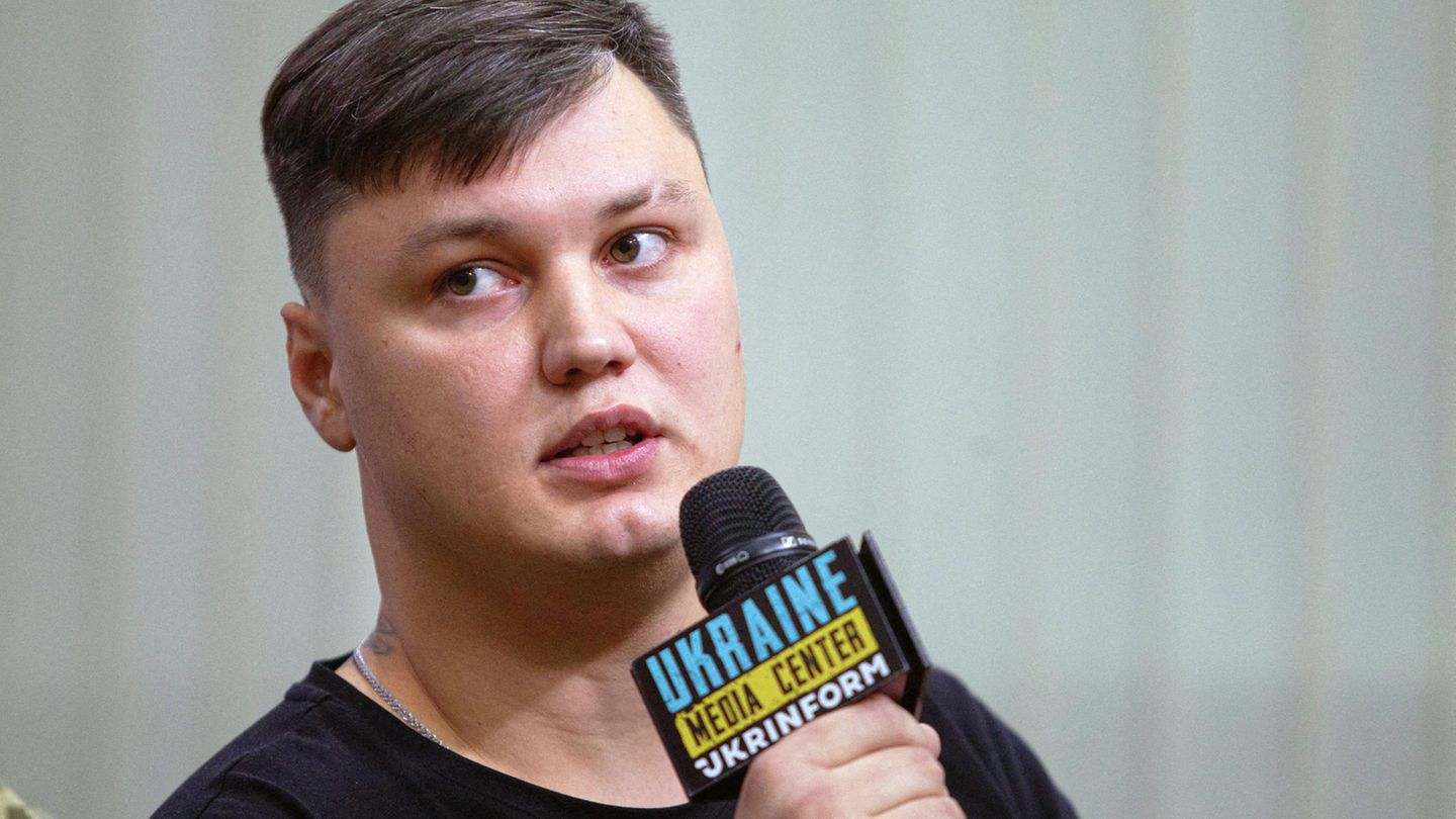 Spain: Russian spy chief mocks defected pilot