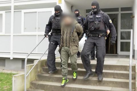 Razzia gegen Schleuser-Bande – Organisierte Kriminalität in Deutschland