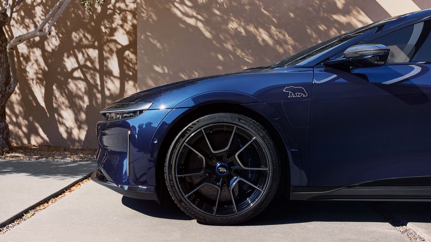 Lucid Air Sapphire