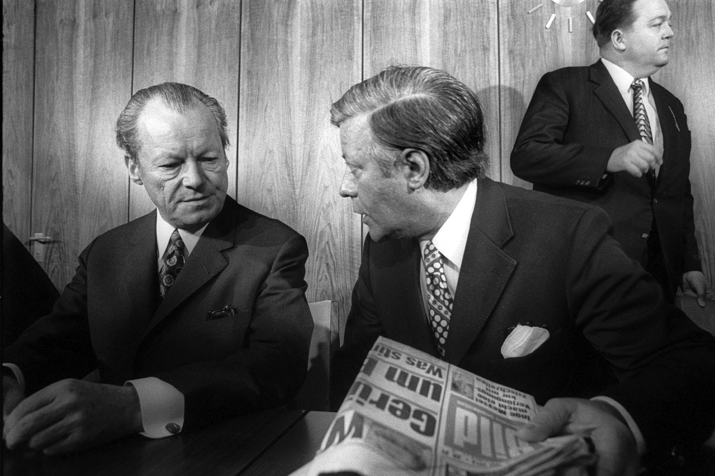Helmut Schmidt und Willy Brand SPD Parteirats Sitzung
