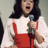 Vicky Leandros singt