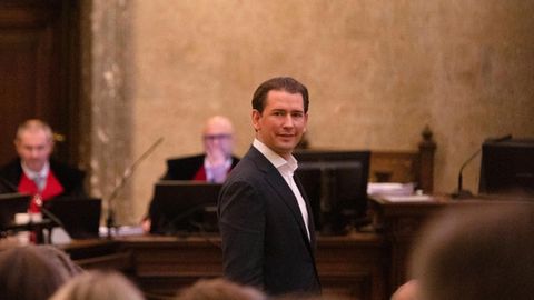 Auftritt Sebastian Kurz: Der Angeklagte Anfang Dezember im großen Schwurgerichtssaal des Wiener Straflandesgerichts
