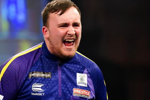 Luke Littler bei der Darts-WM Anfang des Jahres