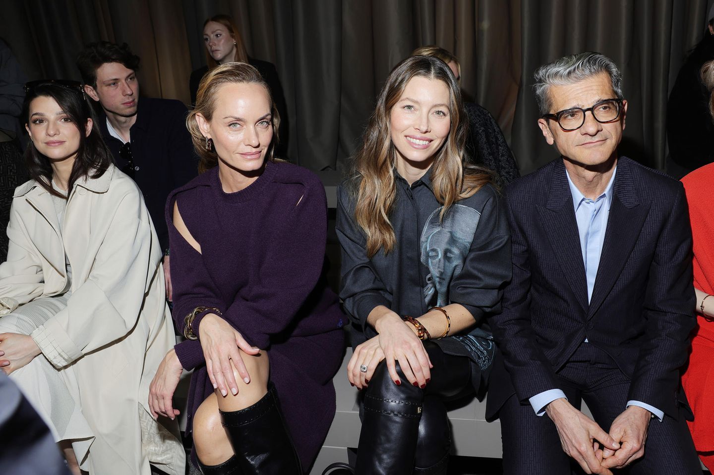 Marisa Abela, Amber Valletta, Jessica Biel und Serge Brunschwig