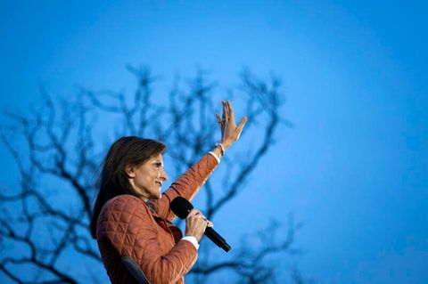 Nikki Haley hält eine Wahlkampfrede