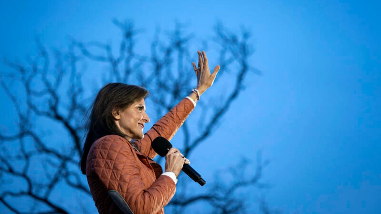 Nikki Haley hält eine Wahlkampfrede