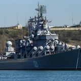 Die Moskwa im Hafen von Sewastopol