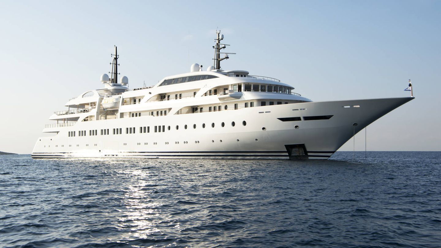 Yacht Dream