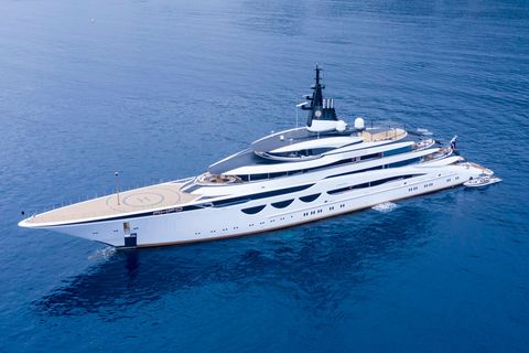 Yacht Ahpo
