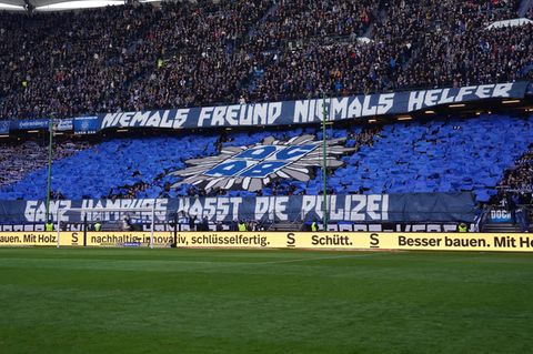 HSV Choreo Polizei